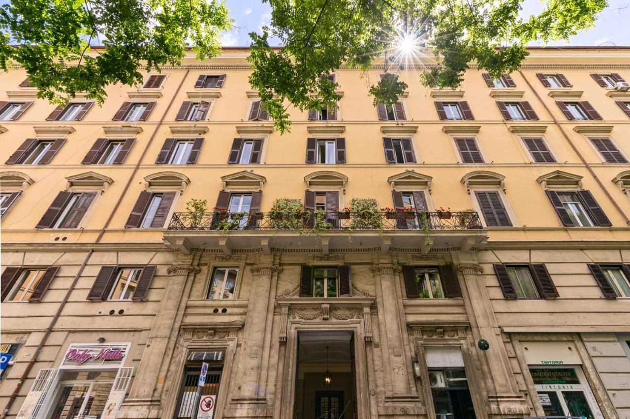Buzzstays - Stylish Apartments Vatican Rome Downtown Exteriör bild